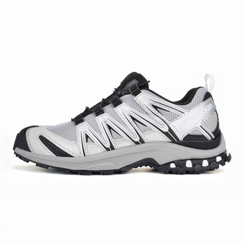 XT-Quest Outdoor Sports Shoes